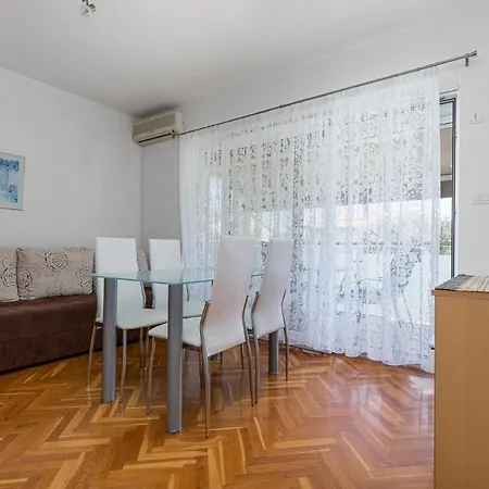 Haus Eva Novigrad (Istria)