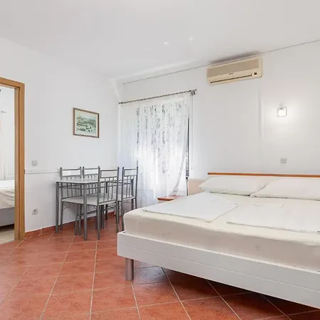 Haus Eva Novigrad (Istria)